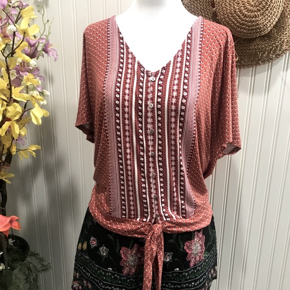 Sz M Button Up Short Sleeve Tie Knot - Picture 6 of 11